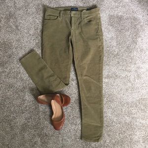 Lucky Brand olive corduroy jeans